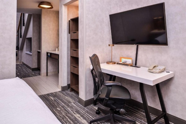 Hilton Garden Inn Bend image 32