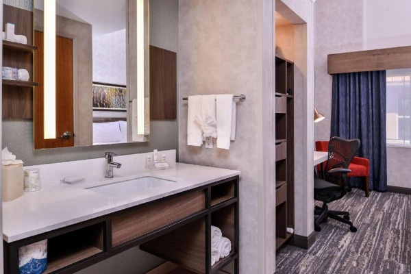 Hilton Garden Inn Bend image 33